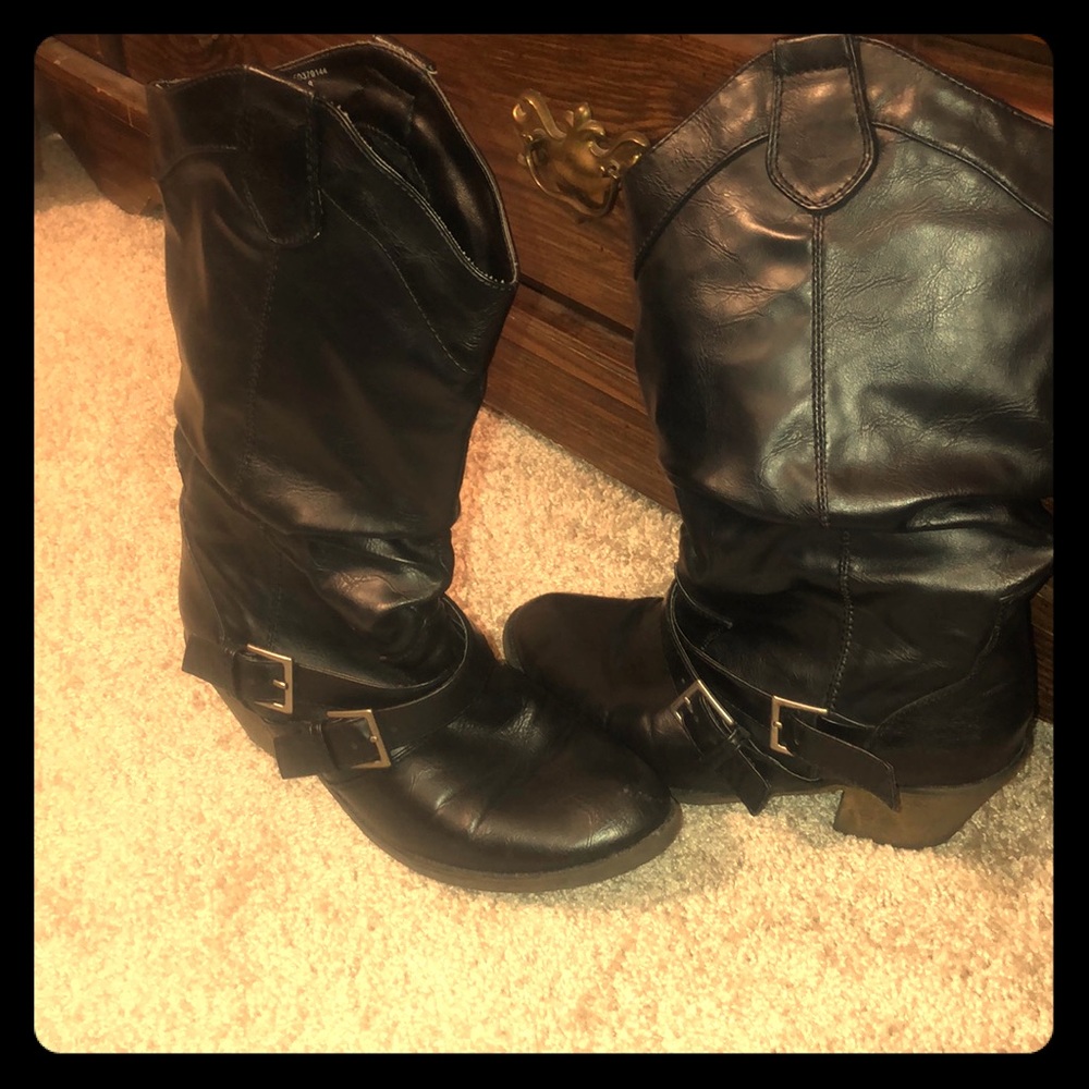 l.e.i. Deena Boots